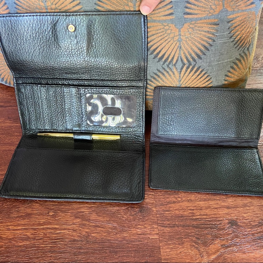 MICHAEL KORS Black Leather Tri-Fold Wallet - Picture 7 of 9